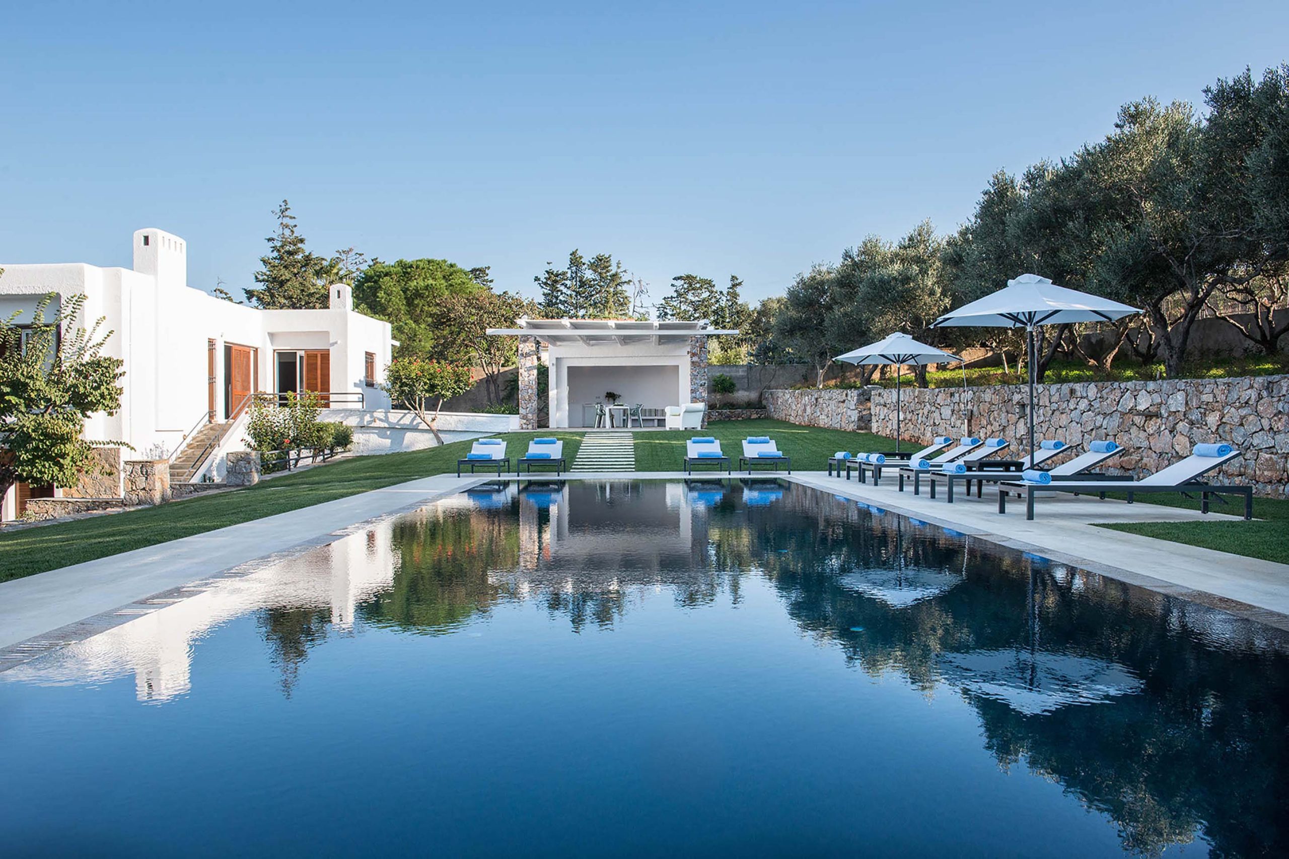 Holiways Luxury villas & private experiences at Crete