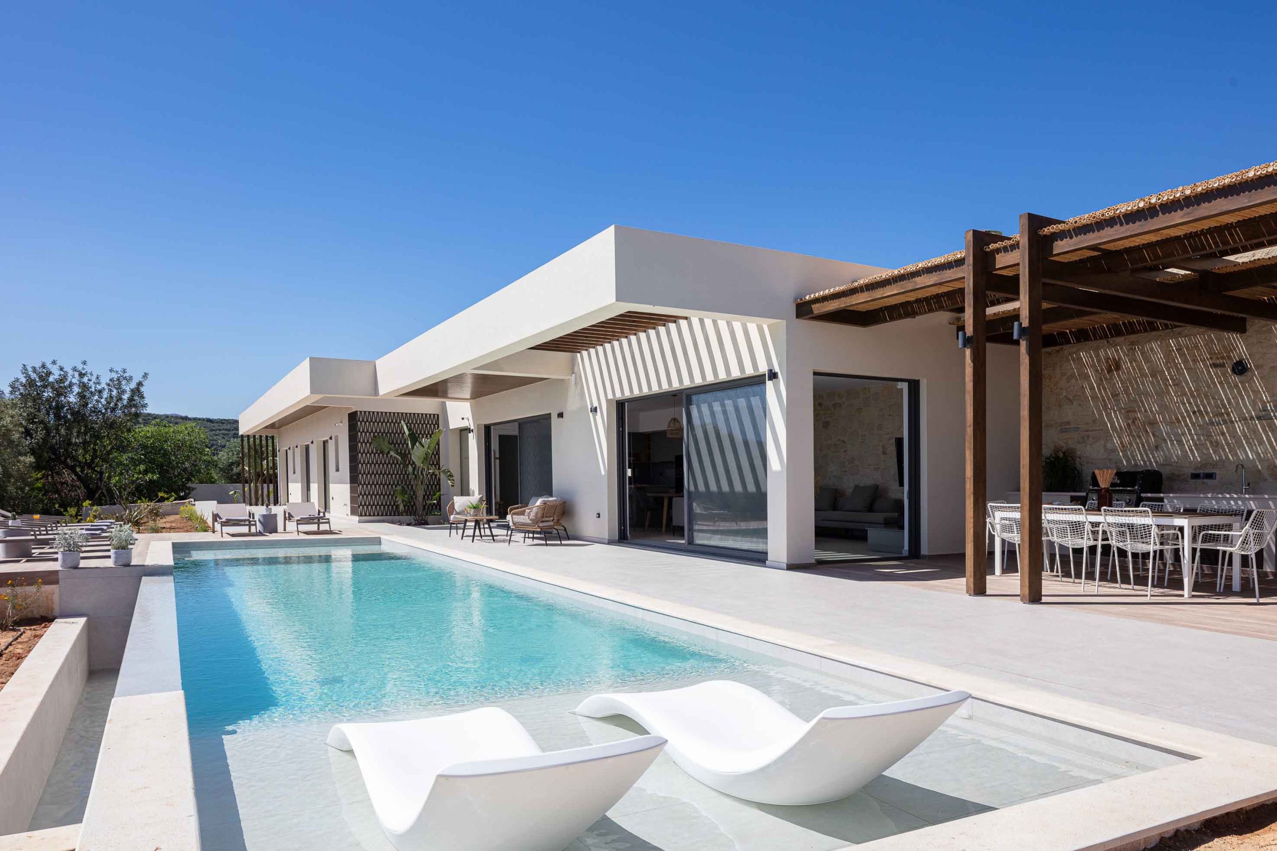 Holiways Luxury villas & private experiences at Crete