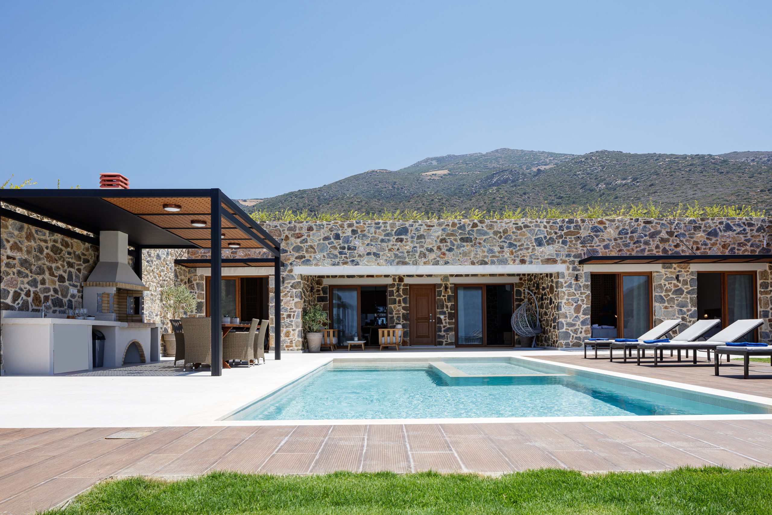 Holiways Luxury villas & private experiences at Crete