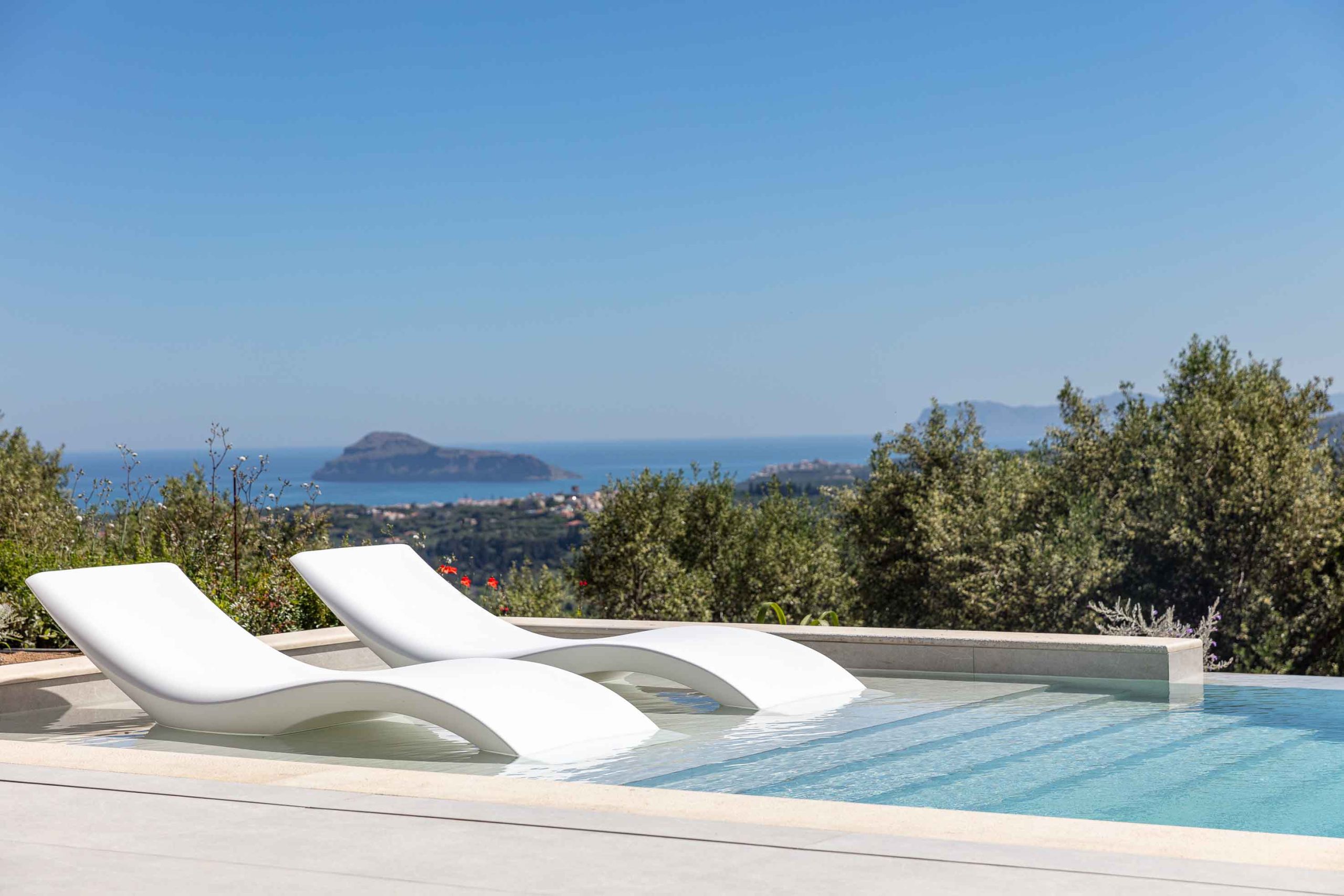 Holiways Luxury villas & private experiences at Crete