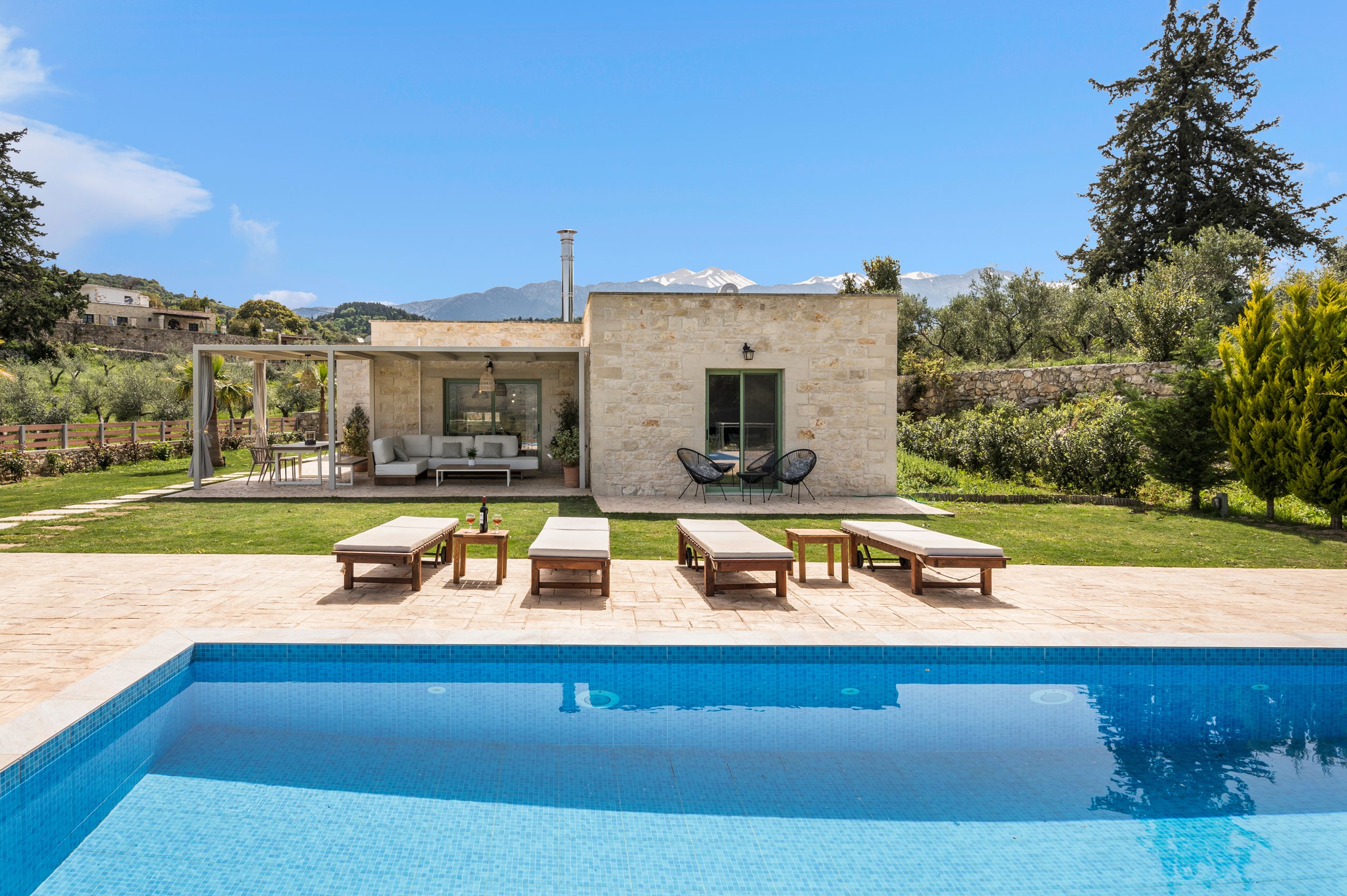 Holiways Luxury villas & private experiences at Crete