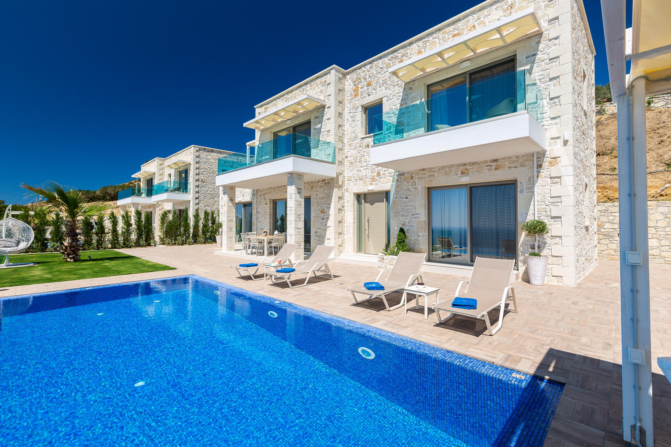 Holiways Luxury villas & private experiences at Crete