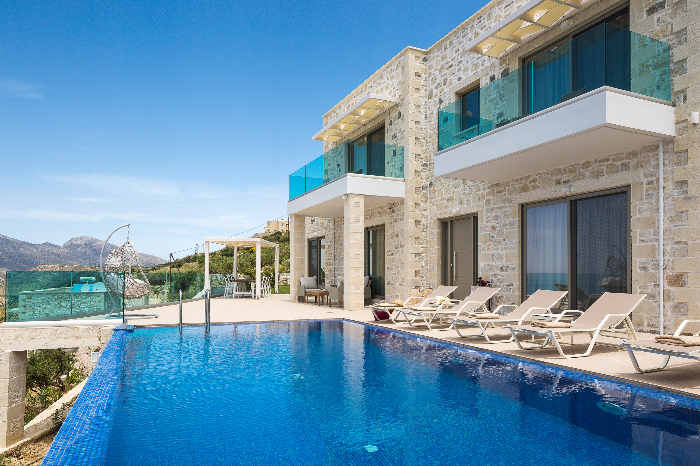 Holiways Luxury villas & private experiences at Crete