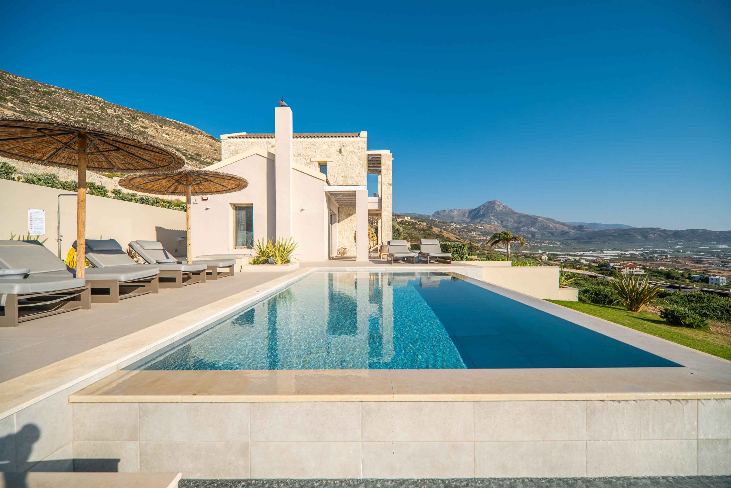 Holiways Luxury villas & private experiences at Crete