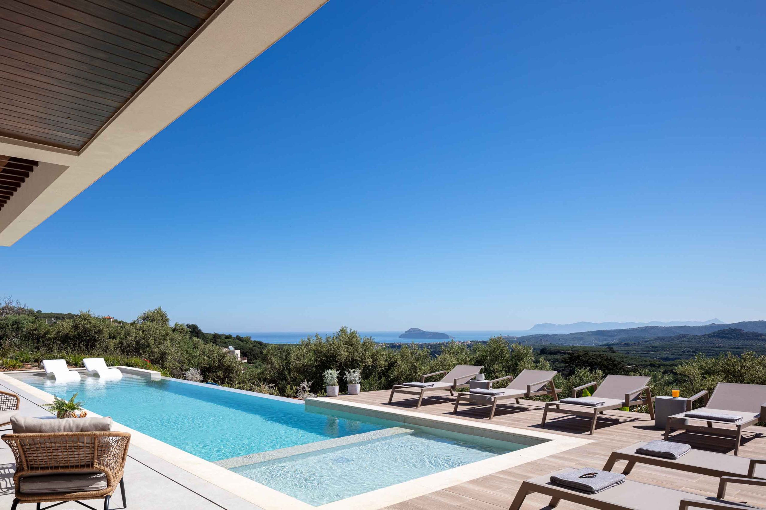 Holiways Luxury villas & private experiences at Crete