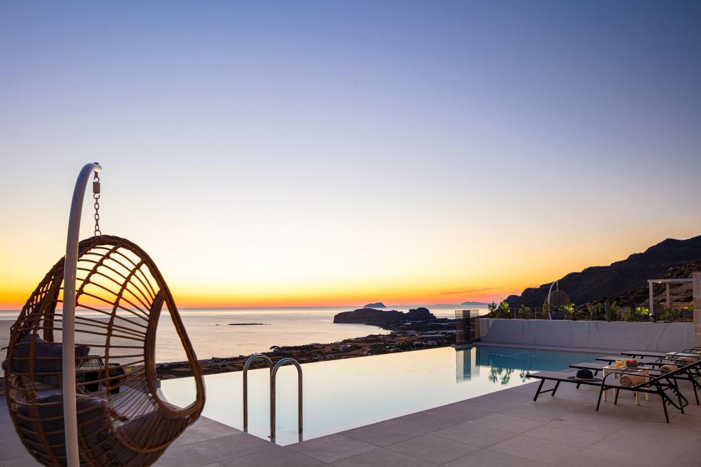 Holiways Luxury villas & private experiences at Crete