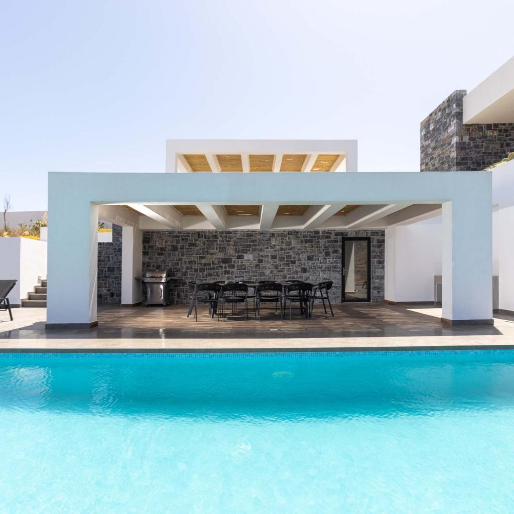 Holiways Luxury villas & private experiences at Crete