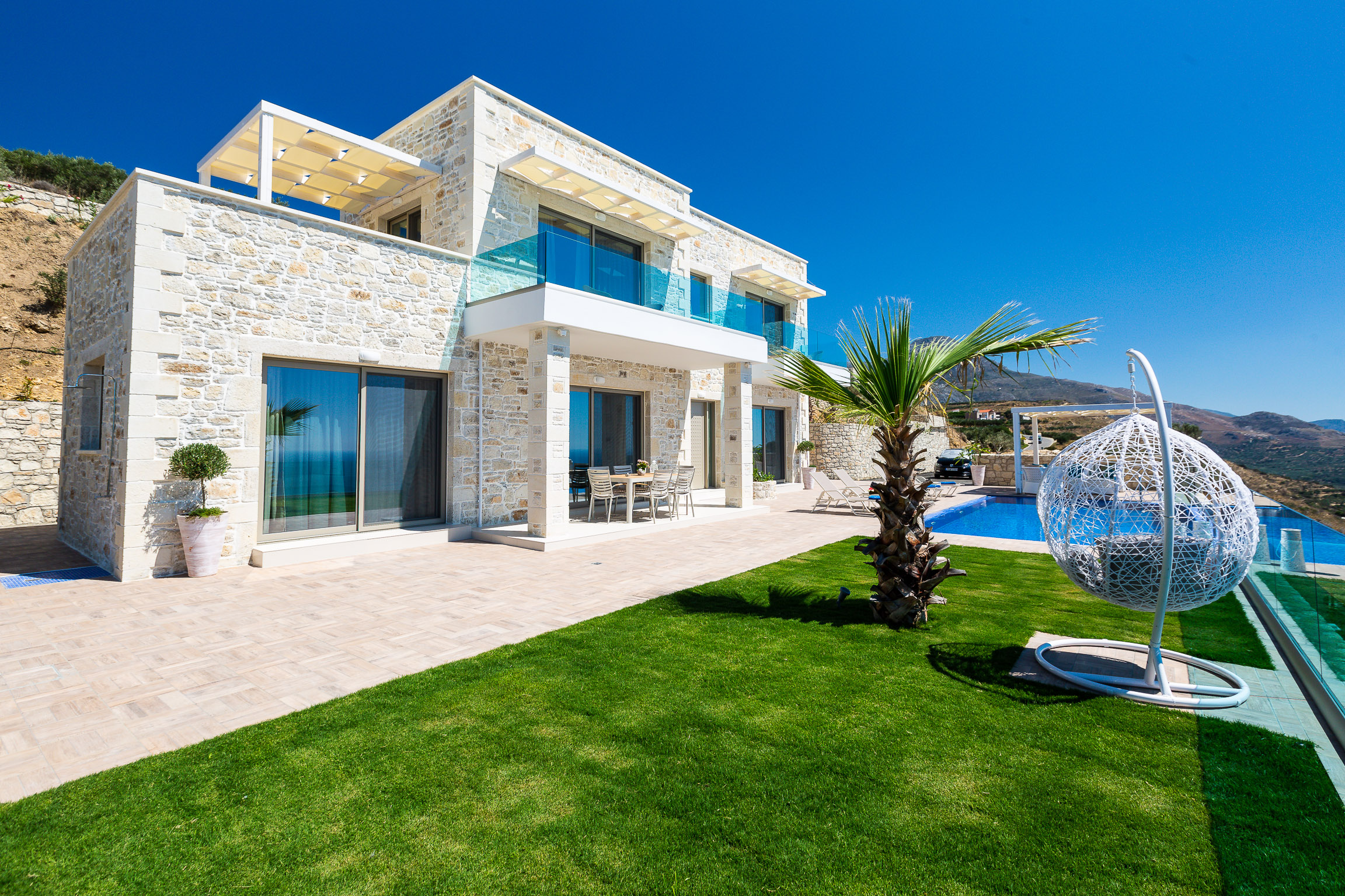 Holiways Luxury villas & private experiences at Crete