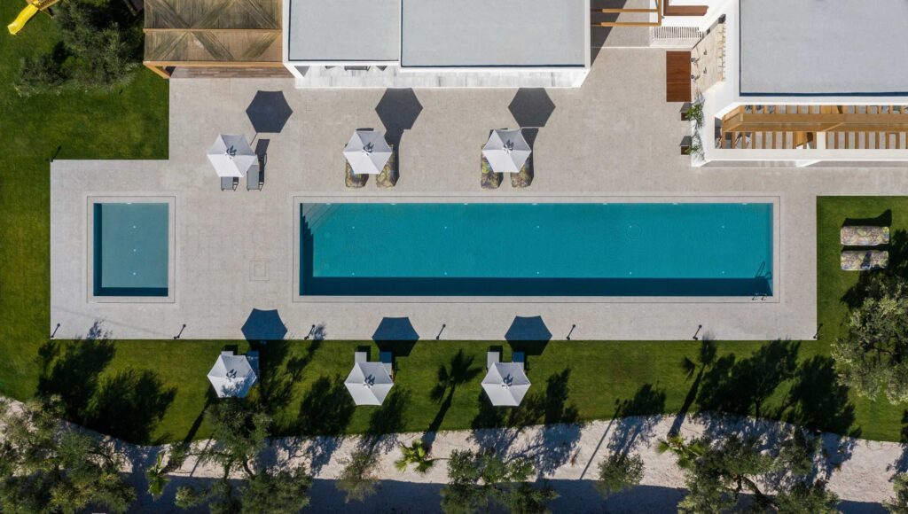 villas in crete with pool
