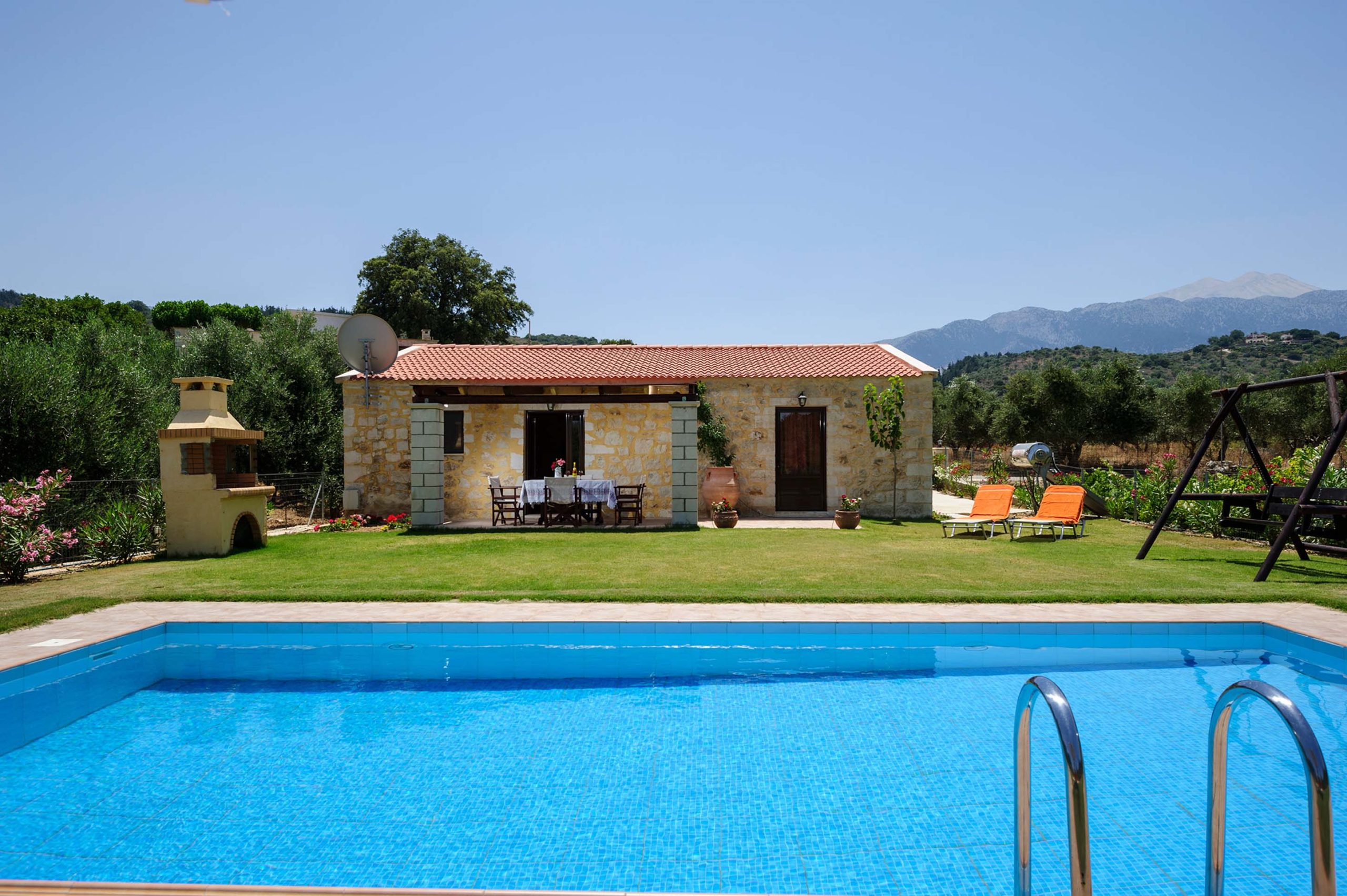 Holiways Luxury villas & private experiences at Crete