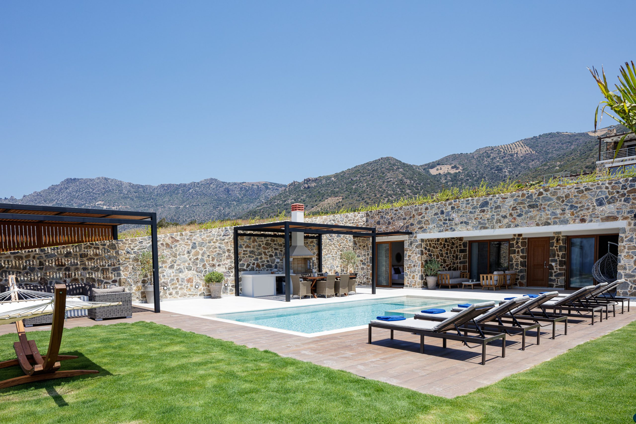 Holiways Luxury villas & private experiences at Crete