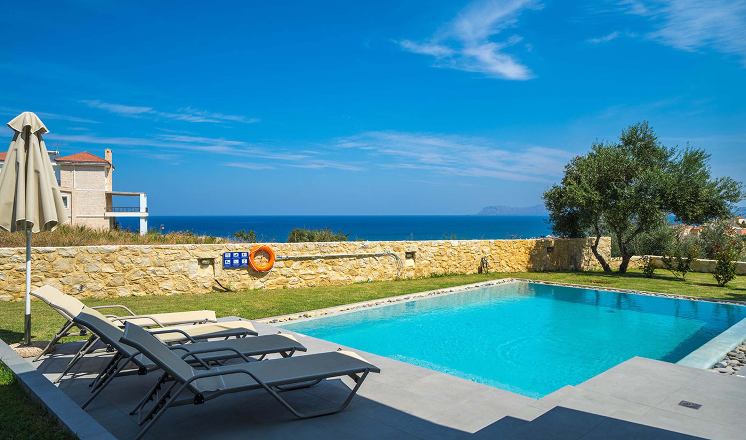 Holiways Luxury villas & private experiences at Crete