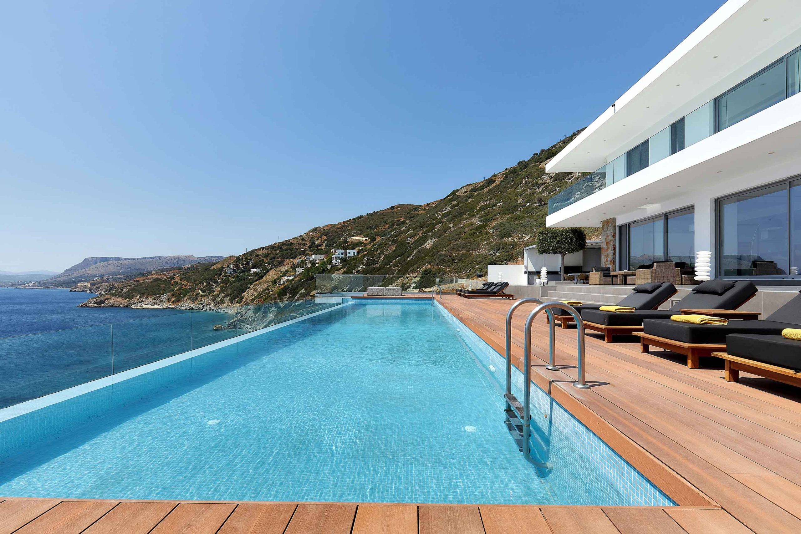 Holiways Luxury villas & private experiences at Crete