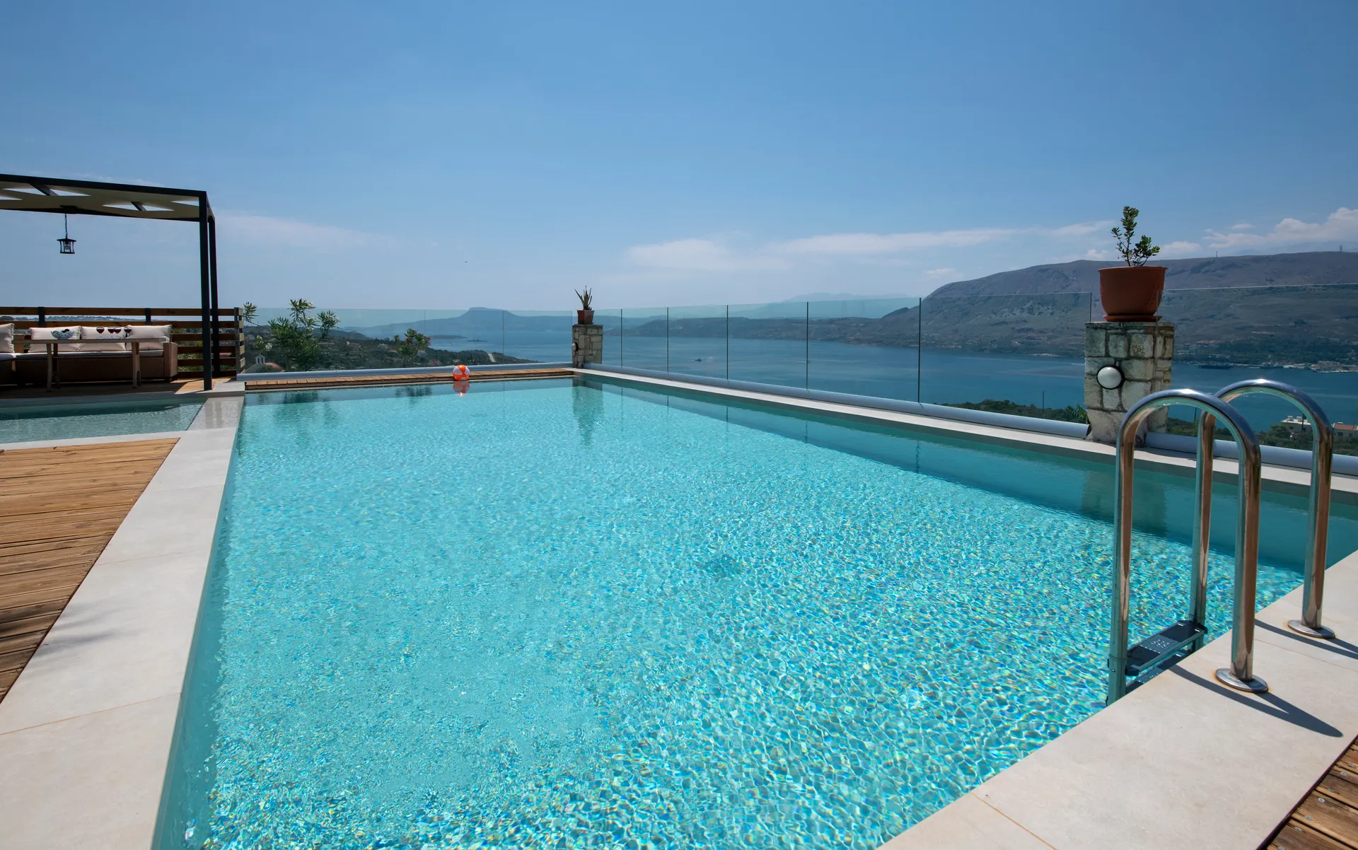 Holiways Luxury villas & private experiences at Crete