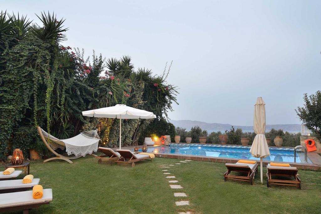 Holiways Luxury villas & private experiences at Crete