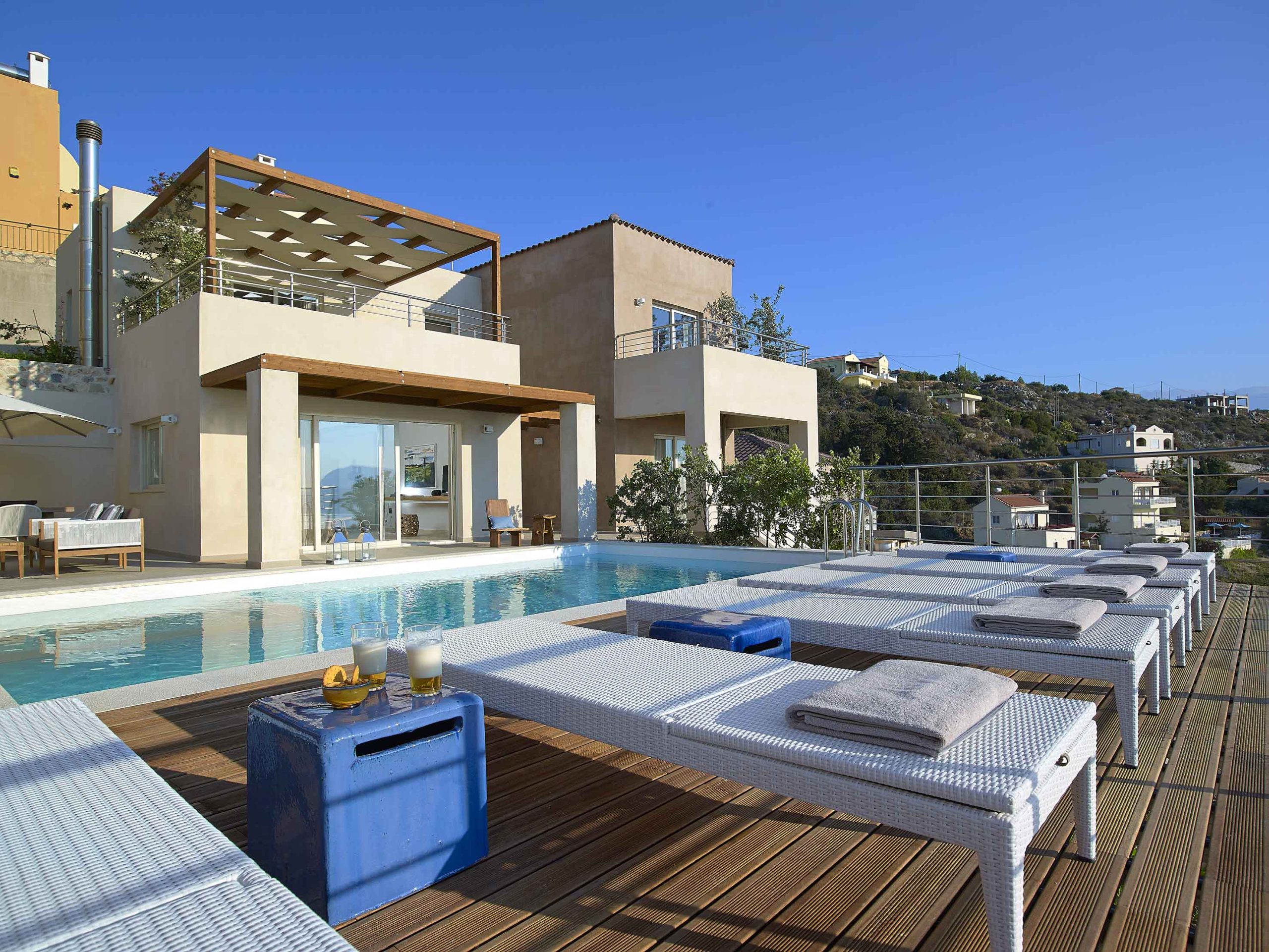 Holiways Luxury villas & private experiences at Crete