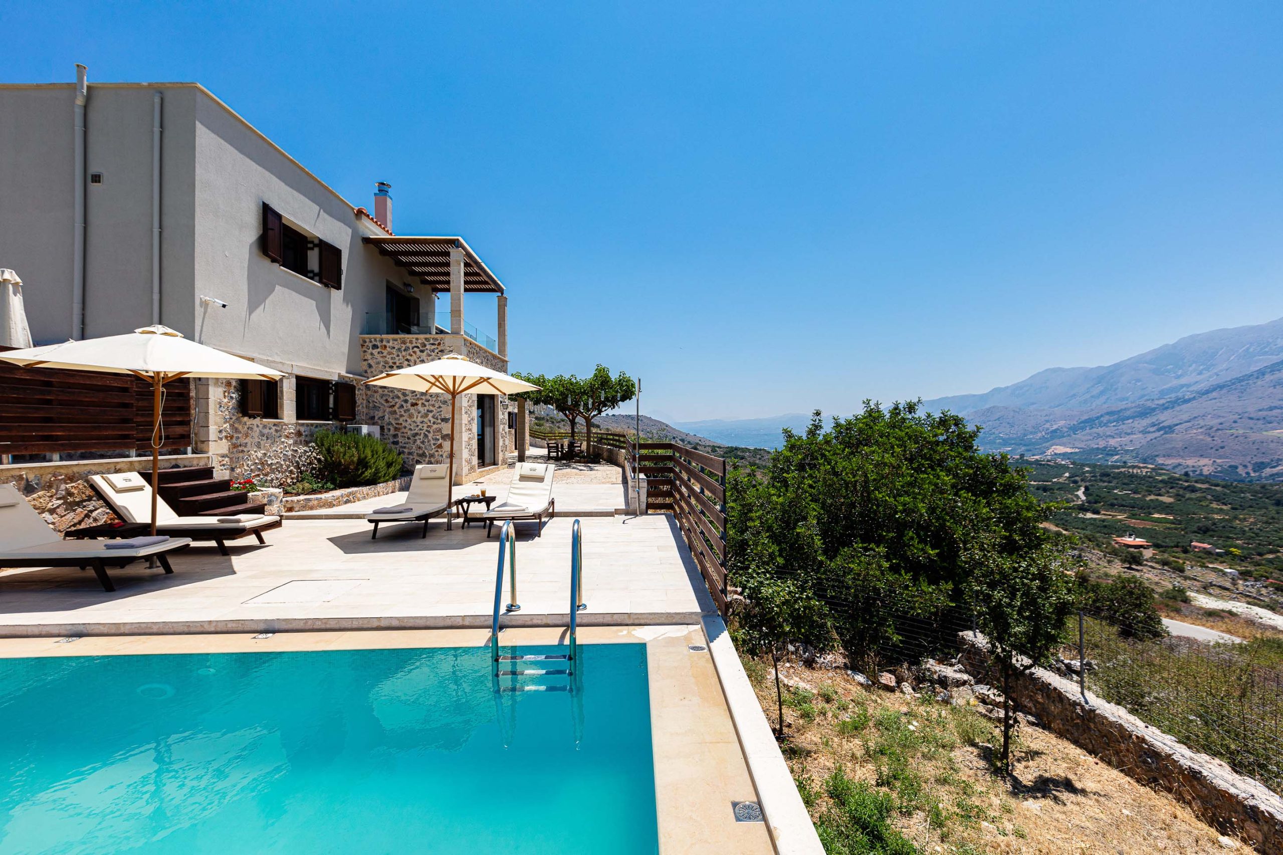 Holiways Luxury villas & private experiences at Crete