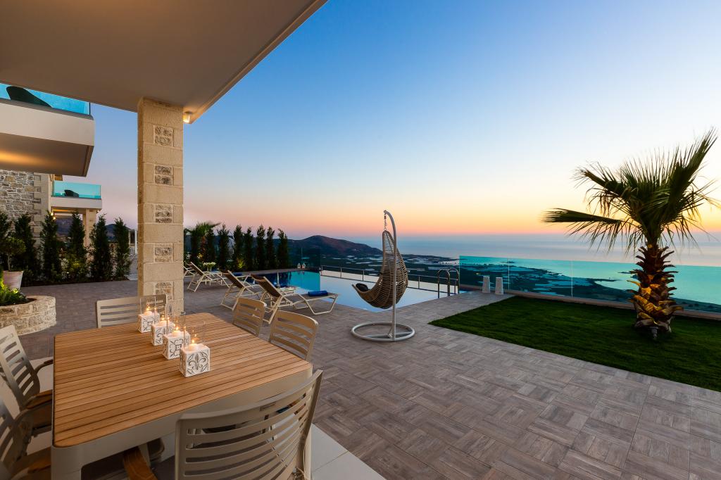 Holiways Luxury villas & private experiences at Crete