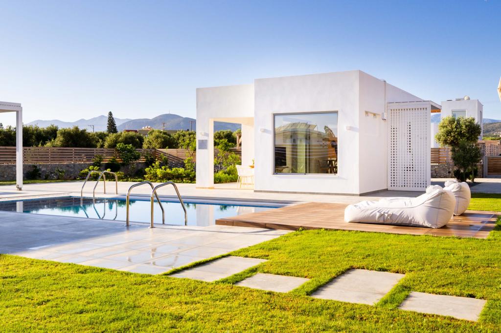 Holiways Luxury villas & private experiences at Crete