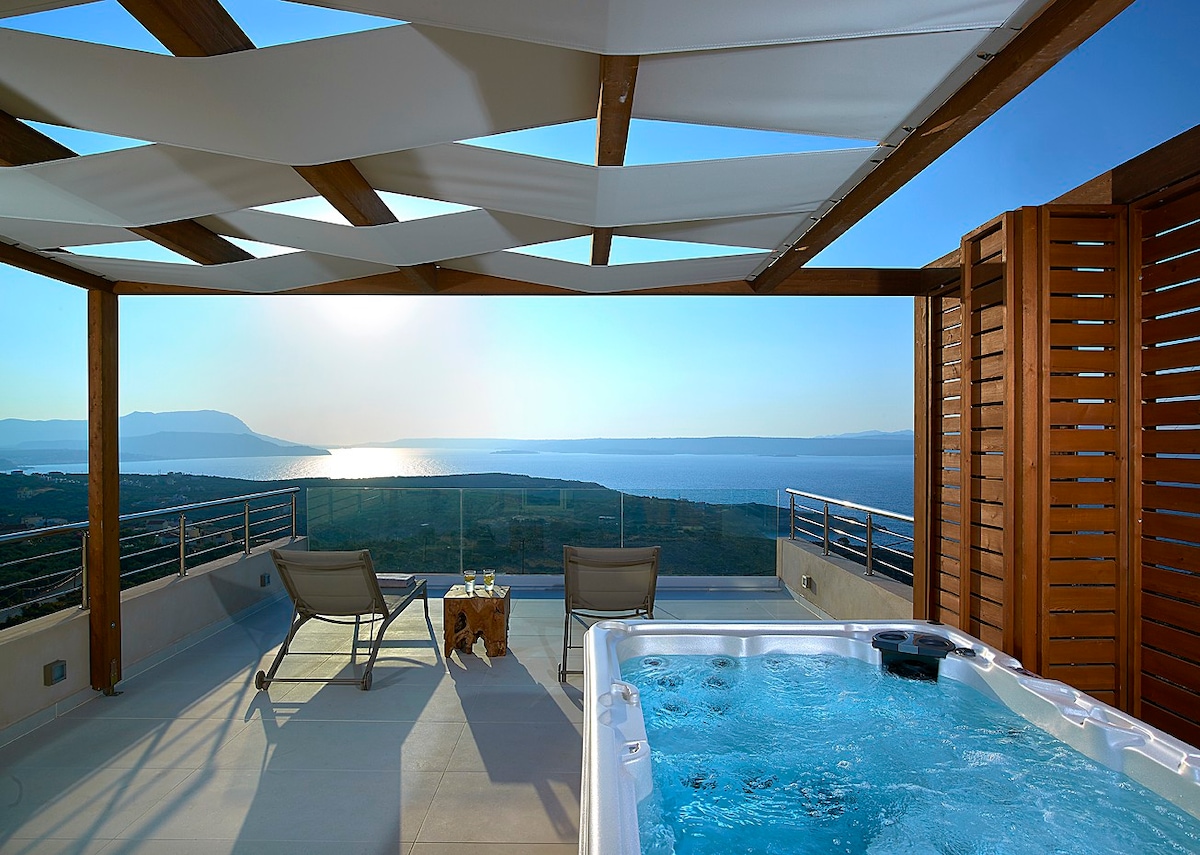 Holiways Luxury villas & private experiences at Crete