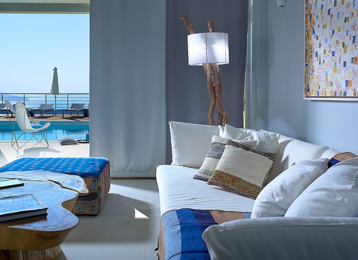 Holiways Luxury villas & private experiences at Crete