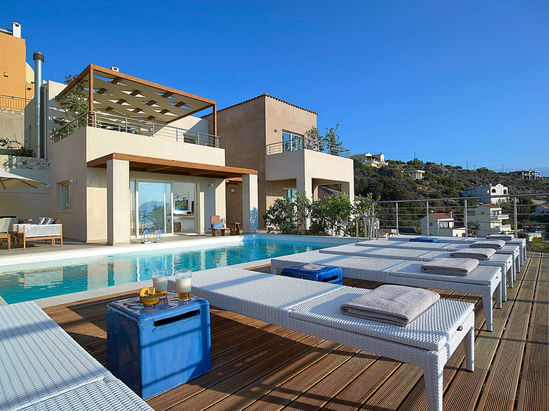 Holiways Luxury villas & private experiences at Crete