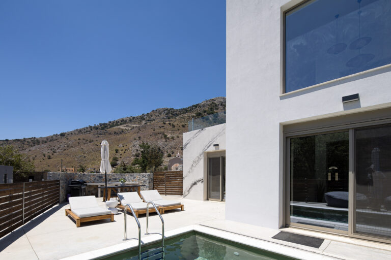 Private pool and sun loungers