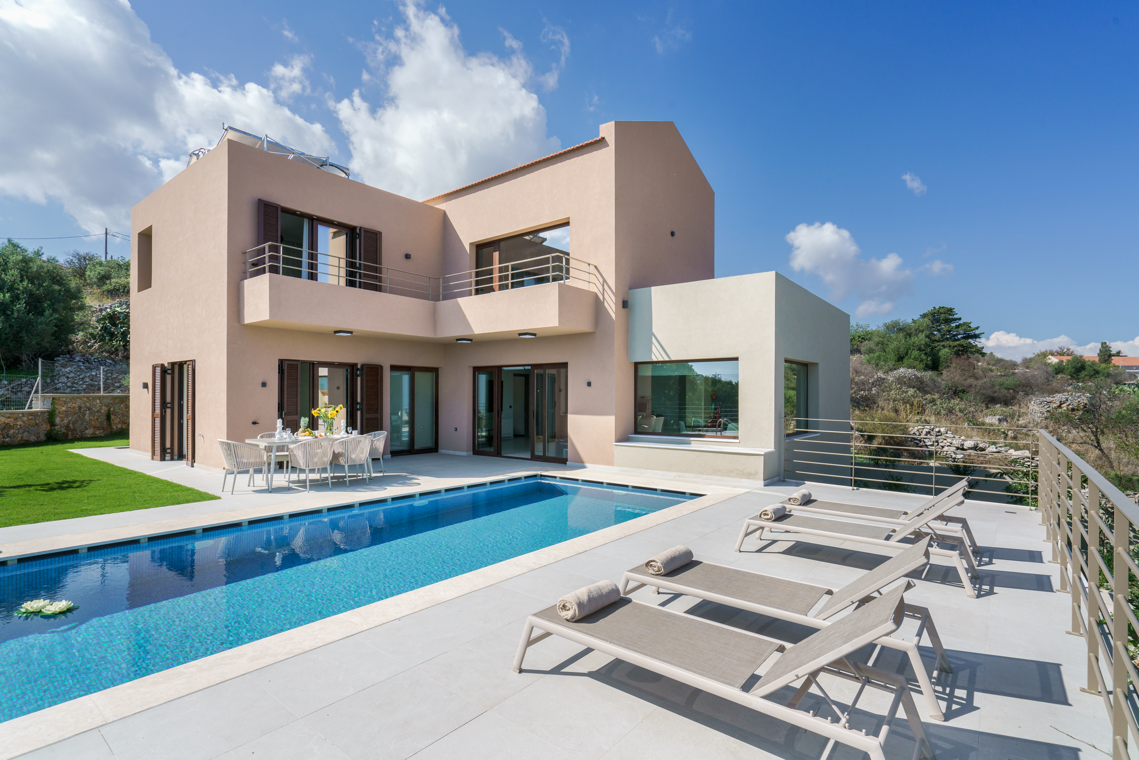 Holiways Luxury villas & private experiences at Crete