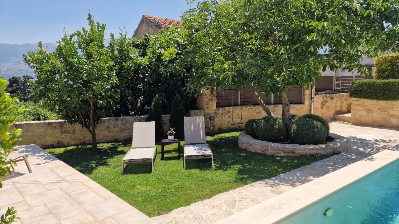 Holiways Villas & Private Experiences