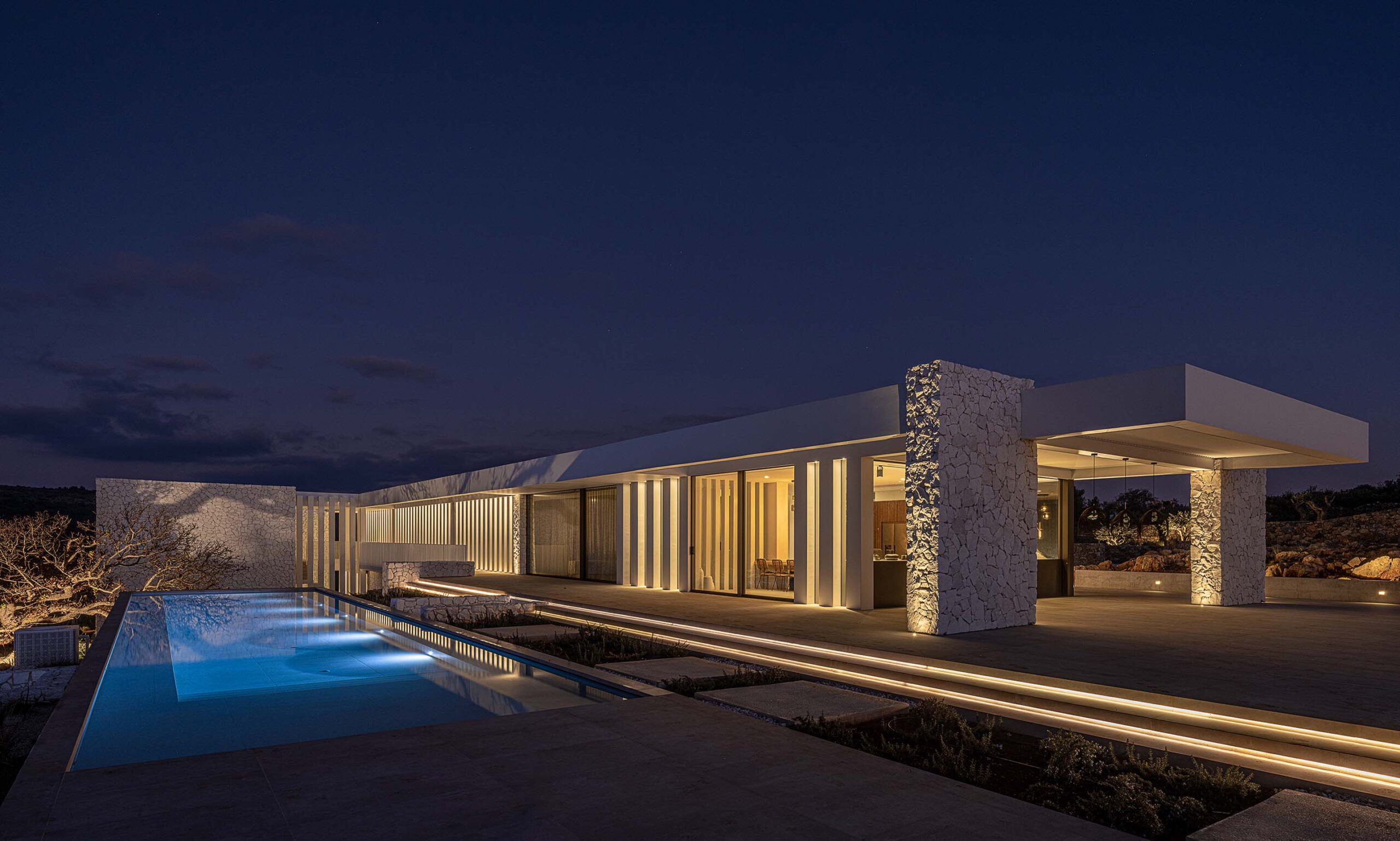 Night view of JK's 2 Villa exterior space