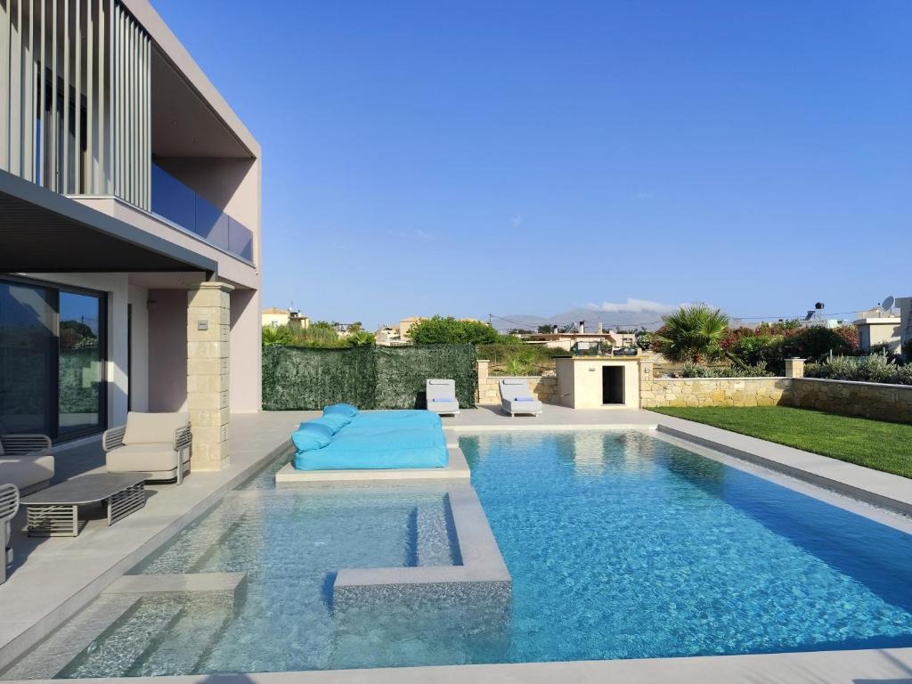 Holiways Villas & Private Experiences